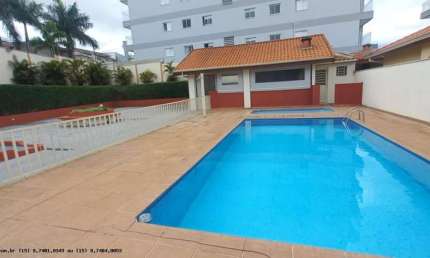 Casa em Condomínio para Locação em Sorocaba, Vila Haro, 3 dormitórios, 1 suíte, 3 banheiros, 2 vagas