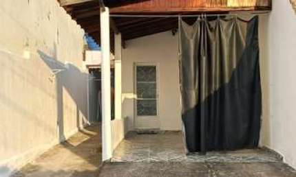 Casa para Locação em Sorocaba, Jardim Abaeté, 1 dormitório, 1 banheiro, 2 vagas