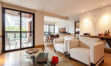 Duplex a venda Perdizes, 173 metros, 2 suítes com 3 vagas de garagem.