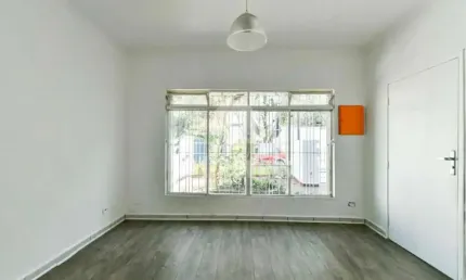 Casa Alto de Pinheiros,160m²,3 dormitórios com 1 vaga.
