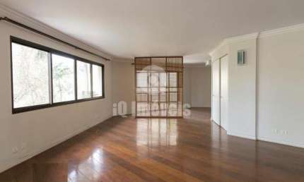 Apartamento com 4 quartos para alugar na Rua Atibaia, 136, Pacaembu, São Paulo