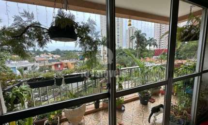 Apartamento a venda no Campo Belo,  124 m²,  3 dormitórios 1 suíte com closet,  2 vagas . Lazer