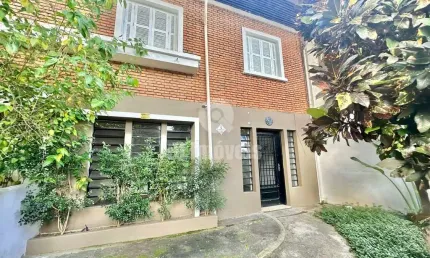 Sobrado no brooklin para  venda, 2 dormitórios, 2 banheiros 1 ou 2 vagas.