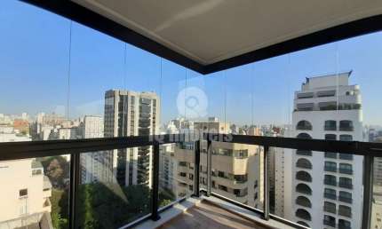 Apartamento a venda Jardim Paulista, 205 metros, 3 suítes com 4 vagas.