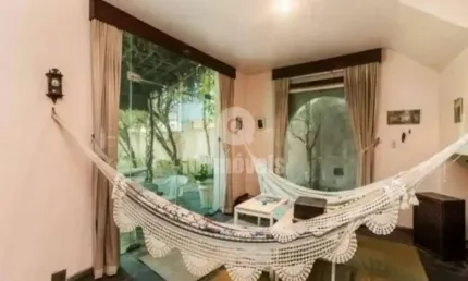 Sobrado a venda, Pinheiros, 540 metros, 4 dormitórios, 2 suítes, 5 vagas, R$ 3.200.000,00