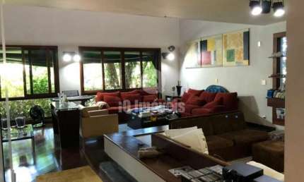 Sobrado a venda, Alto de Pinheiros 412 metros 4 dormitórios, 2 suítes, 4 vagas, R$ 3.500.000,00