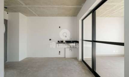 Apartamento a venda Bom Retiro, 29 metros, 1 dormitório, sem vaga.