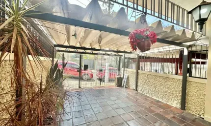 Sobrado no campo belo a venda , 3 dormitórios mais quarto de wc.