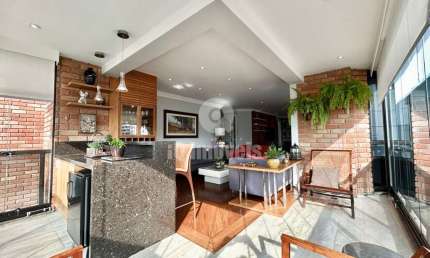 Apartamento a venda Perdizes, 220 metros, 4 suítes, 5 vagas.