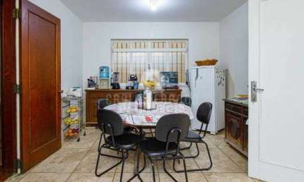 Sobrado no Campo Belo para venda 300m , 4 vagas, rua tranquila