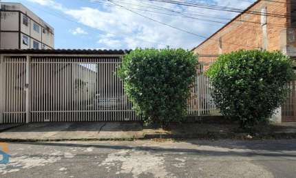 Casa de 3 quartos e 2 vagas de garagem no Cidade Nova