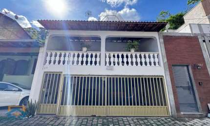 Casa com 3 quartos à venda no Horto, Ipatinga 