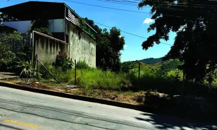 Lote no bairro Bom Jardim em Ipatinga Estrada das Lavadeiras.