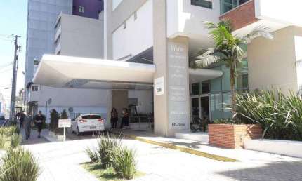 Apartamento De 01 Quarto Mobiliado Em Condomínio Clube
