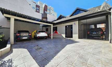 Casa Alto Padrão com 300m² - Silveira da Motta - São José dos Pinhais