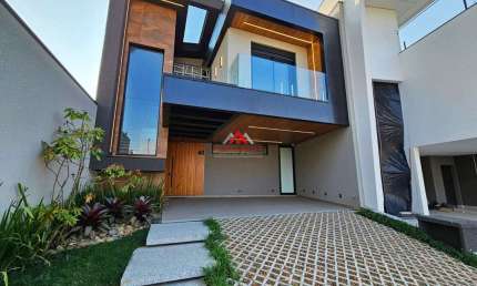 Casa Alto Padrão 04 Dormitórios com 3 suítes - 284m² - Braga - São José dos Pinhais