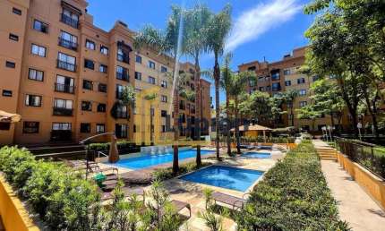 Charmoso Apartamento no Condomínio Plaza Sprada, Porteira Fechada