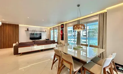 Apartamento no guarujá, pitangueiras, 3 quartos, sala para 2 ambientes e varanda gourmet - mercuri imóveis - imobiliária no guarujá