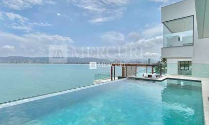Casa em condomínio, 6 quartos à venda por R$ 14.000.000 – Imobiliária Guarujá