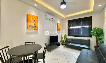 Apartamento no guarujá, enseada, 1 quartos, sala para 2 ambientes e cozinha com armários - mercuri imóveis - imobiliária no guarujá