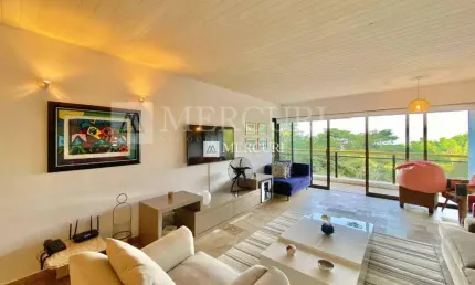 Apartamento Amplo, com 3 quartos (2 suítes) à venda, 175 m² por R$ 1.350.000 - Sorocotuba - Guarujá/SP - Imobiliária Mercuri