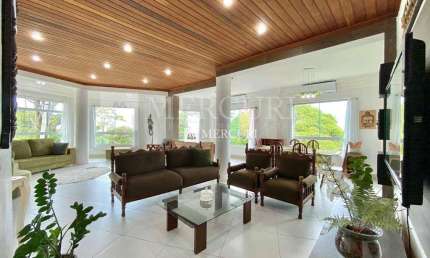 Casa com Piscina com 3 quartos (1 suíte) à venda, 247 m² por R$ 1.900.000 - Enseada - Guarujá/SP - Imobiliária Mercuri