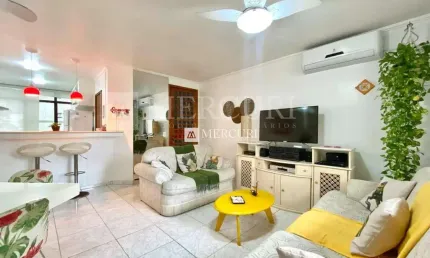 Apartamento no guarujá, enseada, 3 quartos, sala para 2 ambientes e sacada - mercuri imóveis - imobiliária no guarujá