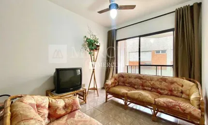 Apartamento no guarujá, praia da enseada, com sacada, 2 quartos (1 suíte) - imobiliária mercuri - imóveis no guarujá