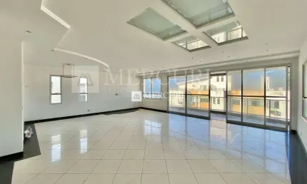 Apartamento Amplo com 3 quartos (2 suítes) à venda, 233 m² por R$ 750.000 - Pitangueiras - Guarujá/SP - Imobiliária Mercuri
