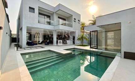 Luxuosa Casa com 5 Suítes no Jardim Acapulco, Guarujá