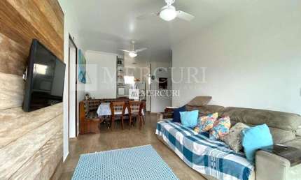 Apartamento no Guarujá, enseada, Prédio com Lazer, 2 Quartos.