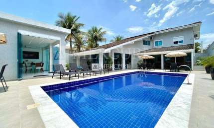 Casa com 5 quartos à venda, 350 m² por R$ 2.800.000 - Jardim Acapulco - Guarujá/SP
