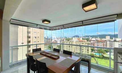 Apartamento com Varanda Gourmet e Vista para o Mar na Enseada