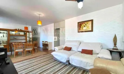 Apartamento no Guarujá, Enseada Há 200 Metros da Praia.