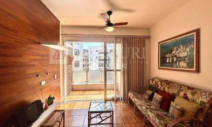 Apartamento no Guarujá, Enseada Prédio com Lazer e 3 Quartos.