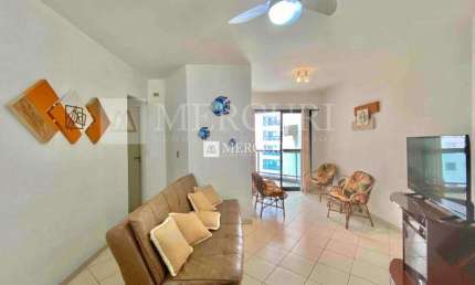 Apartamento no Guarujá, Pitangueiras, ótima localização, 2  quartos, sendo 1 suíte e 2 vagas de garagem.