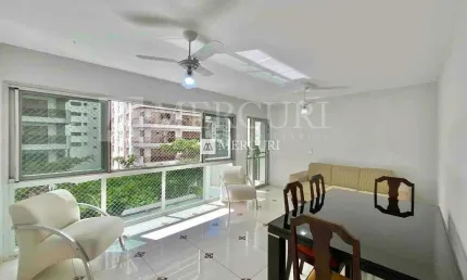 Apartamento no Guarujá, Pitangueiras, 100 metros da praia, 2 quartos mobiliados e 1 dependência
