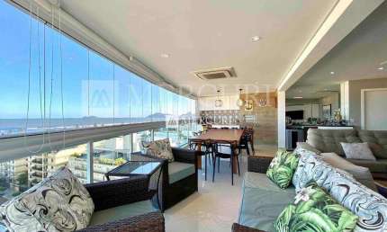 Apartamento no Guarujá, Enseada, Varanda Gourmet e Vista para o Mar