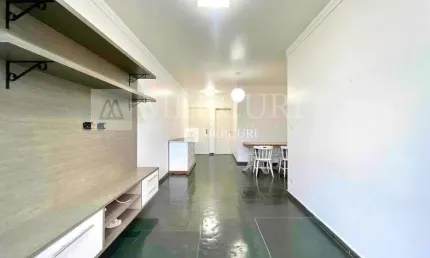 Apartamento no guarujá, enseada, próximo a praia- mercuri imóveis - imobiliária no guarujá