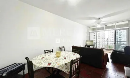 Apartamento no Guarujá, Pitangueiras, com Sacada e 2 Quartos
