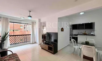 Apartamento no Guarujá, Enseada, Sacada e 2 Quartos