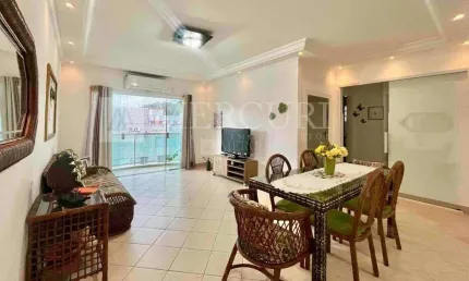 Apartamento no Guarujá, Enseada, Amplo com Sacada e 3 Quartos