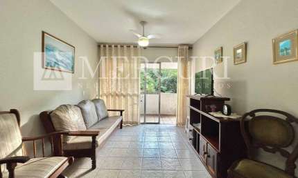 Apartamento no Guarujá, Enseada, Mobiliado, Espaçoso e com Sacada.