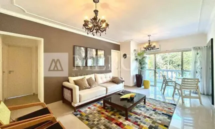 Apartamento no Guarujá, Enseada, Amplo com Sacada, 2 Quartos