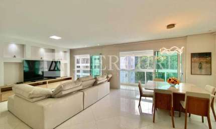 Apartamento no Guarujá, Pitangueiras, 3 suítes, Varanda Gourmet e Lazer no Prédio