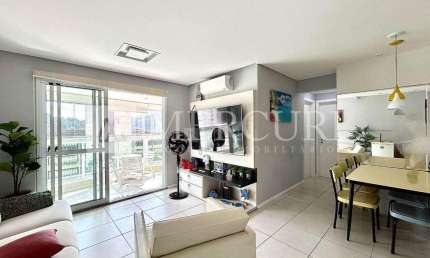 Apartamento no Guarujá, Praia das Pitangueiras, Região do Centro, Com Varanda Gourmet
