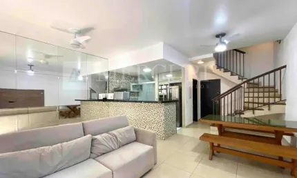 Apartamento no Guarujá, Enseada, Duplex, Varanda e 2 Quartos - Mercuri Imóveis - Imobiliária no Guarujá