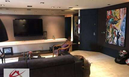 Flat com 2 dormitórios 1 suíte 2 vagas para alugar  Avenida Jandira - Moema
