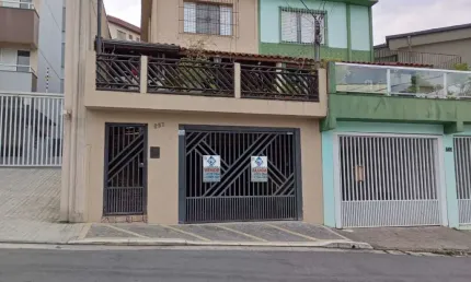 Sobrado com 3 dormitórios à venda, 286 m² por R$ 723.000,00 - Nova Petrópolis - São Bernardo do Campo/SP
