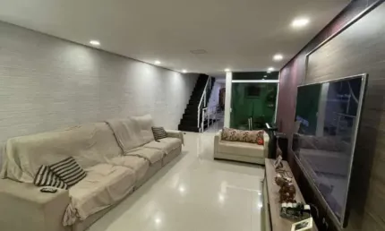 Sobrado à venda, 250 m² por R$ 990.000,00 - Vila Assunção - Santo André/SP